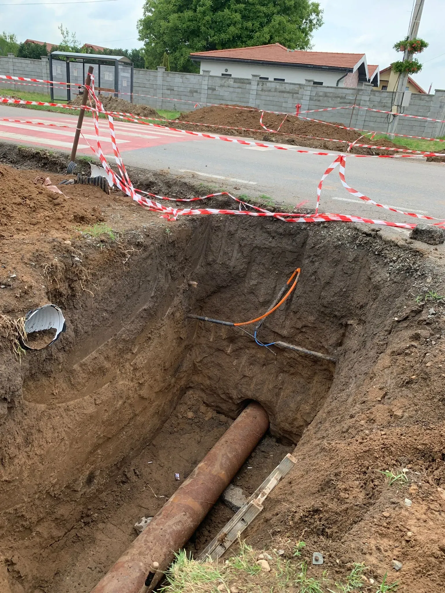 Echipa Racorduri & Branșamente pe șantier, execuție racord apă